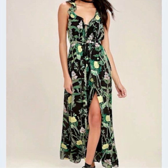 Lulus Dresses & Skirts - "Leaf Your Mark" Maxi Dress from
Lulus. Size X-Small NWT